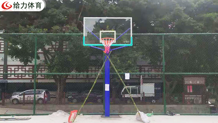 東莞獨(dú)柱籃球架價(jià)格