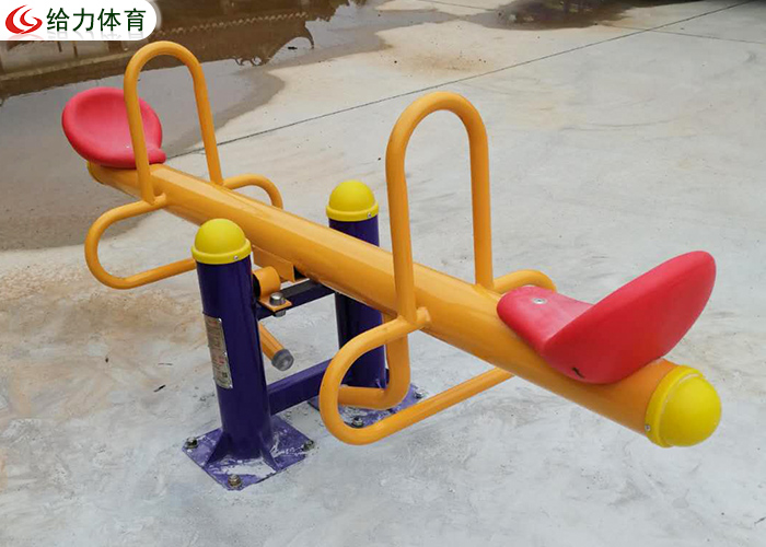 小區健身器材