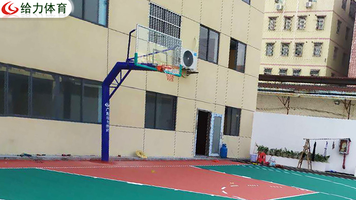 深圳籃球架廠(chǎng)家