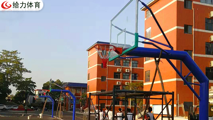 惠州一個籃球架多少錢